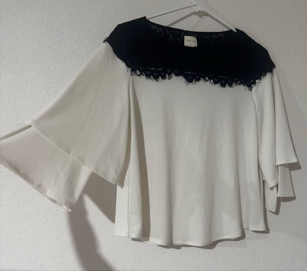 Chico's Preppy Elegance Black Lace Neck Flared Tiered Bell Sleeve Blouse 0P Chic